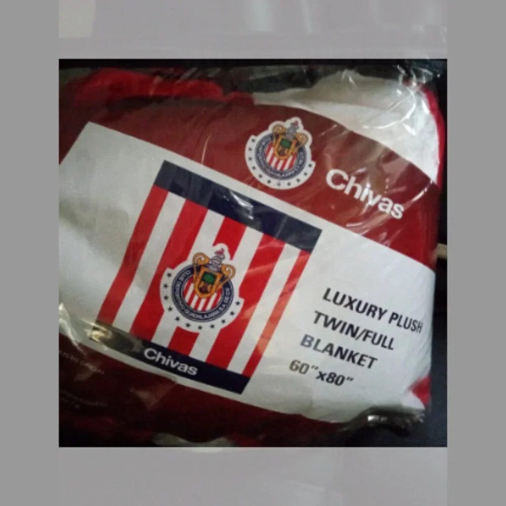 Official Mexico fútbol(Soccer) CHIVAS Luxury Plush Blanket (Last One)